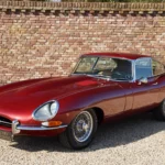 Jaguar E-Type: La Historia del Deportivo Británico que Revolucionó el Diseño Automotriz